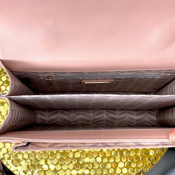 NWT Miztique Blush Pink Crossbody - Picture 8 of 9